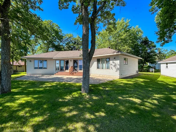 42678 Pleasure Park Rd, Ottertail, MN 56571