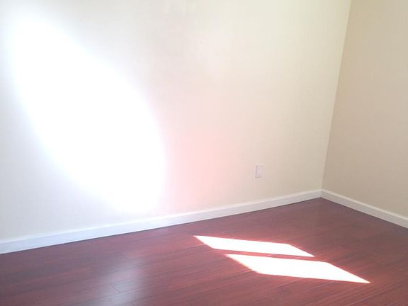 downstairs bedroom 1