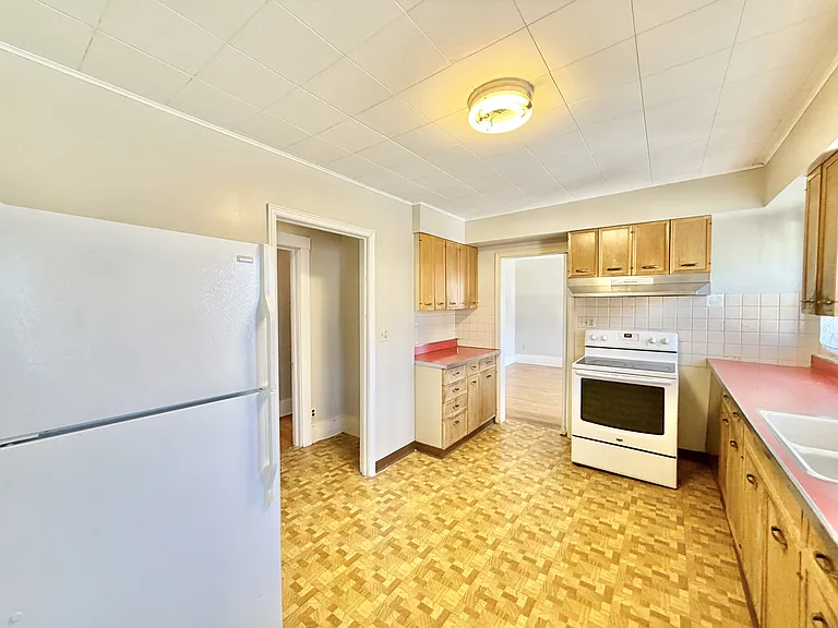 715 Bushnell St #2 — Photo 35