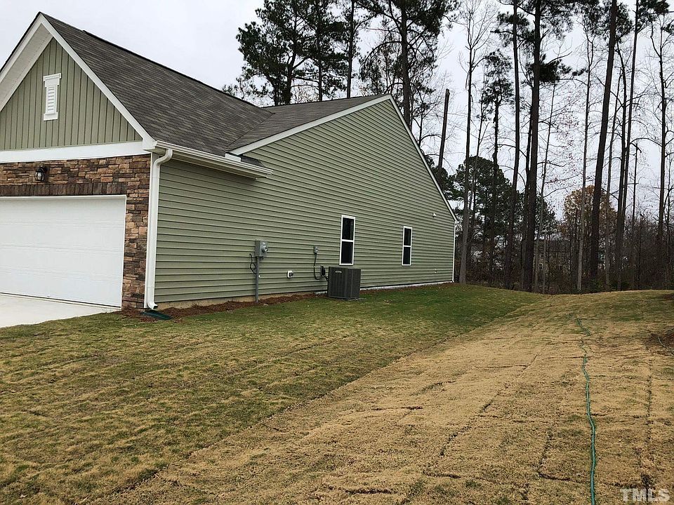 924 Berkeley Glen Rd, Zebulon, NC 27597 MLS 2543430 Zillow