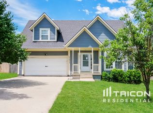 21813 Lincoln Ter, Spring Hill, KS 66083