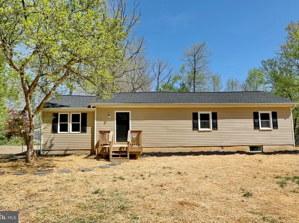 5925 Winters Dr, La Plata, MD 20646