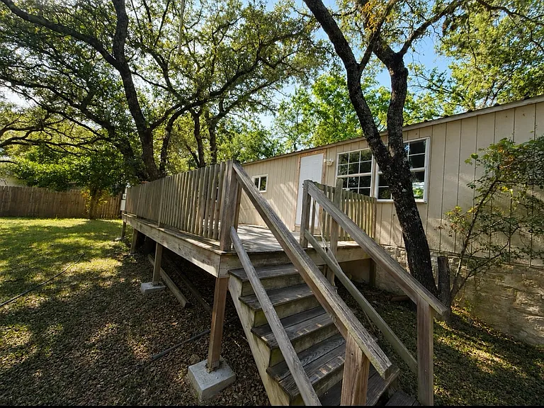 4200 County Road 410 — Photo 2