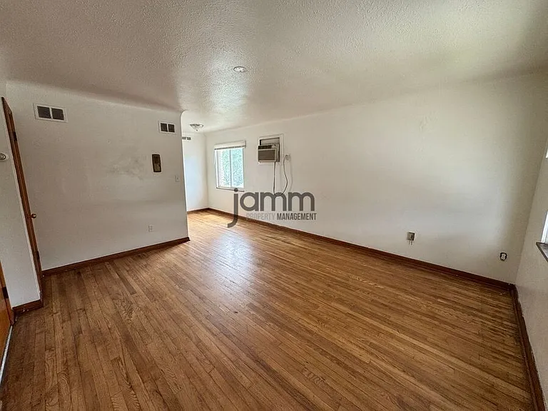 4201 Rocky River Dr #4201 ROCKY RIVER DR — Photo 3
