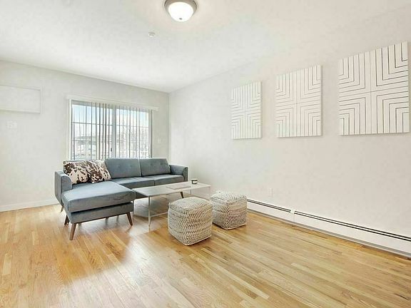 5th image of 303 Beach 65th St #2