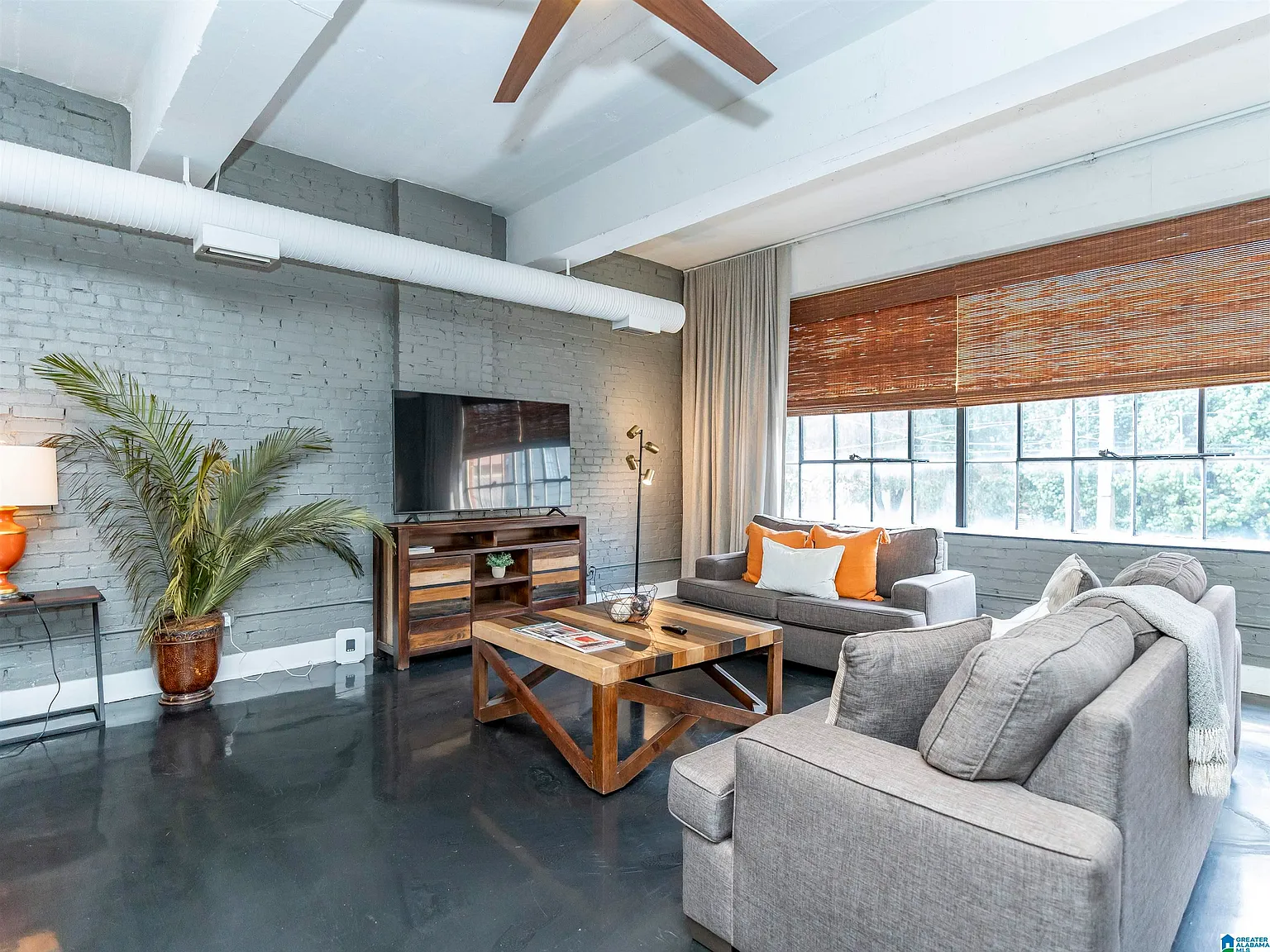 1 bed, 1.0 bath, 1050 sqft, $2,195 — Photo 4