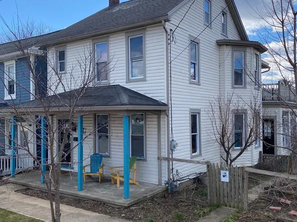 537 W Market St, Marietta, PA 17547