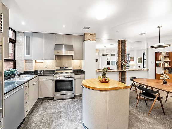5th image of 603 W 111th St APT 3E