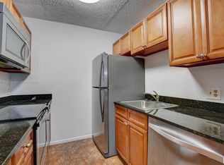28 Crossings Cir APT C, Boynton Beach, FL 33435