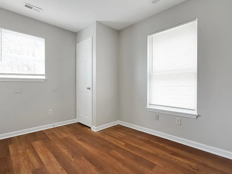 2815 S 6th St #2 — Photo 5
