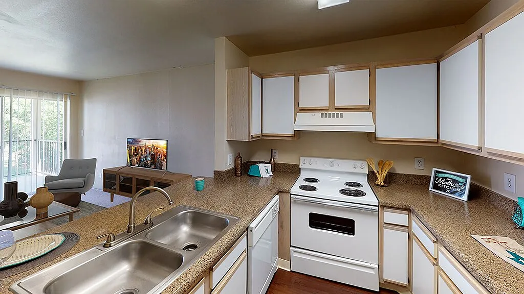 Paradise Oaks Apartments — Photo 4
