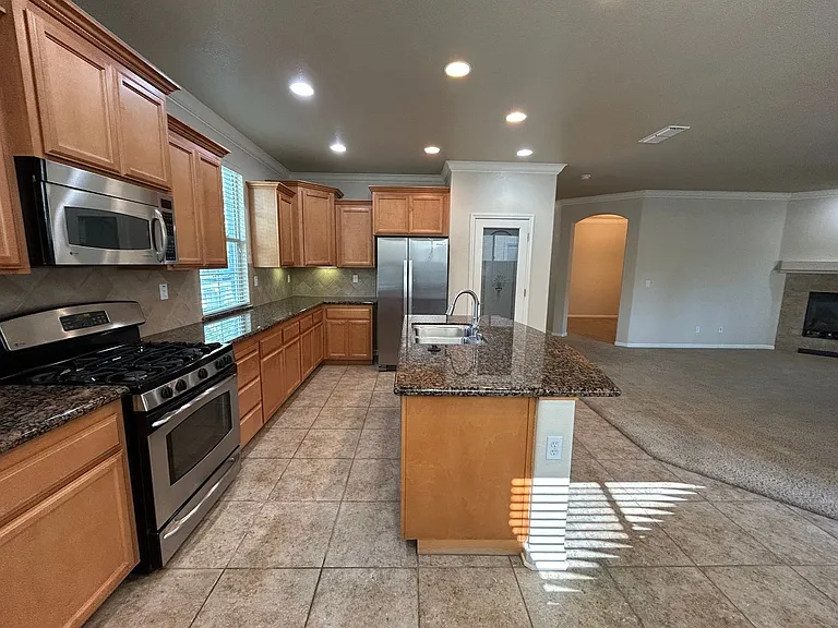 3286 Southerland Rd — Photo 8