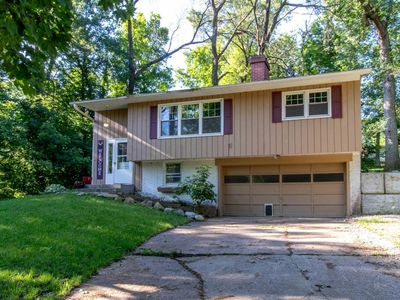147 Central Park Ave, Geneseo, IL, 61254