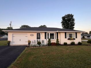 900 Linda Vista Dr, Manchester, OH 45144