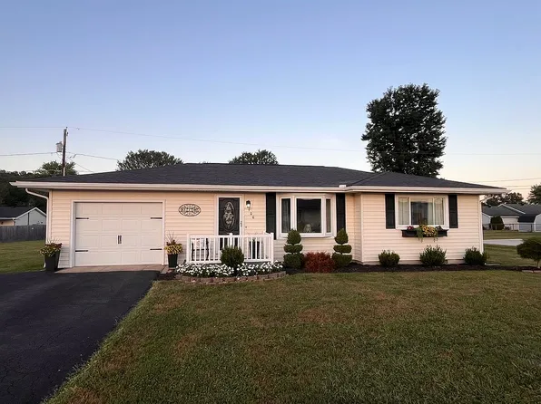 900 Linda Vista Dr, Manchester, OH 45144