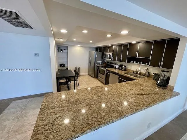 Olympus Condo Phase — Photo 3