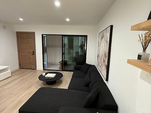 3rd image of 120 S Canon Dr APT 2