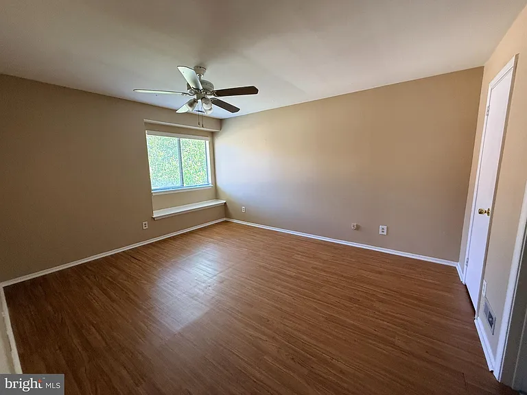1403 Britton Pl — Photo 10