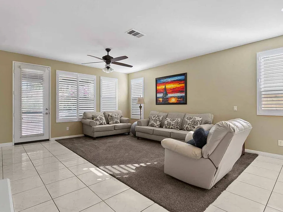 7232 Cari Ct