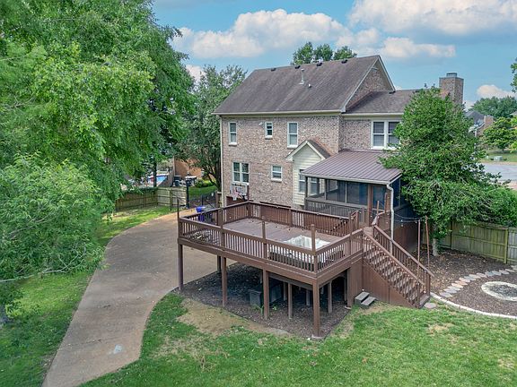 3rd image of 1310 King William Ct