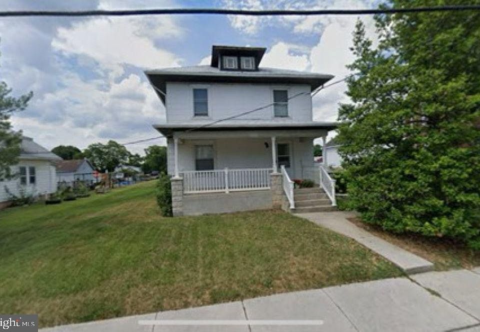 1st image of 53 E George St
