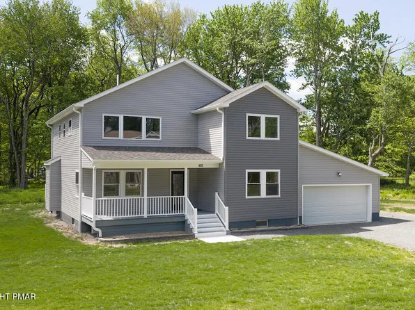 112 Robin Ln, Tobyhanna, PA 18466
