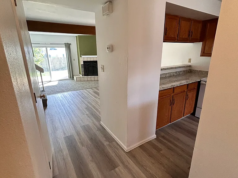 954 Brant Hollow Ct — Photo 4
