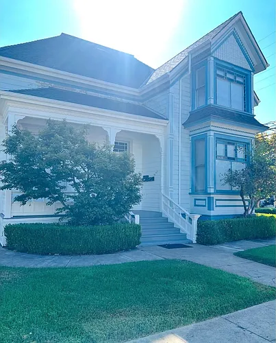 7406 Church St Photo 1