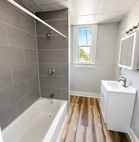 1230 E Evans Ave — Photo 2