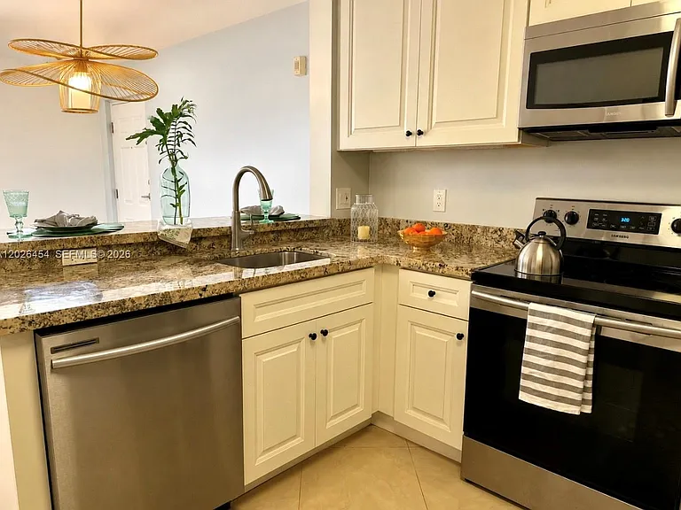 10141 W Sunrise Blvd #203 — Photo 12