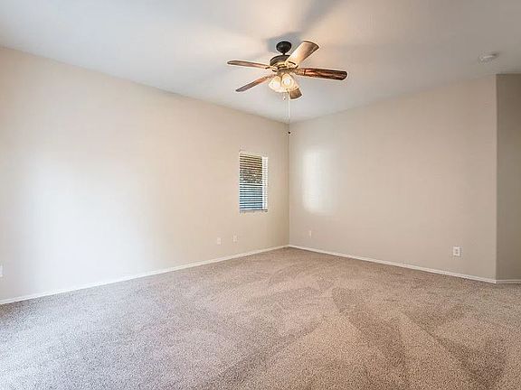 3rd image of 1223 Dressen Ave