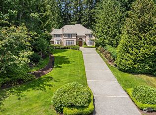 13623 NE 32nd Pl, Bellevue, WA