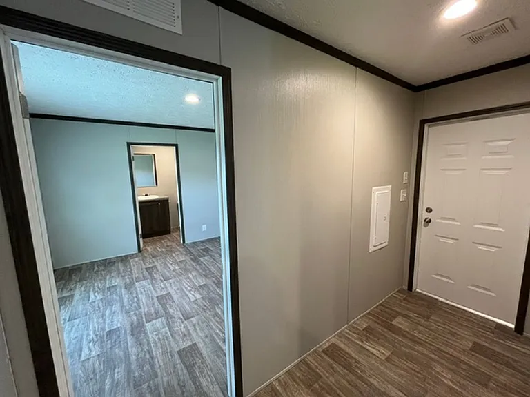 515 Tom Mann Rd — Photo 57