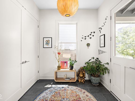 3rd image of 421 S Park Ave