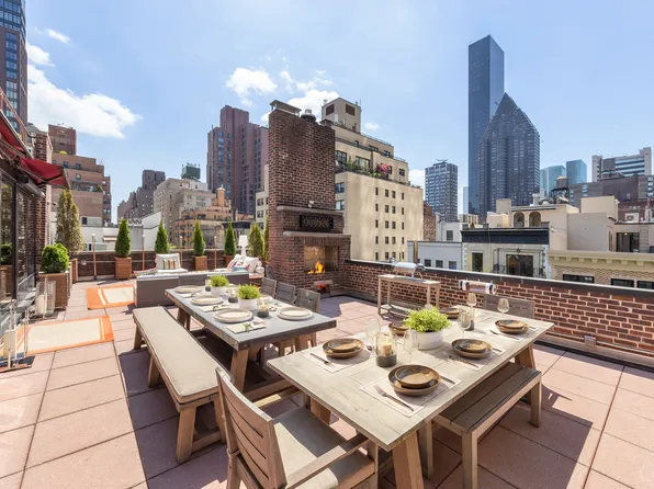 301 East 52nd Street image 1 of 16