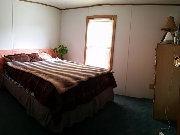 4th image of 25051 Cheyenne Ave