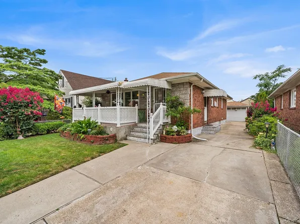 44 Belmont Boulevard, Elmont, NY 11003