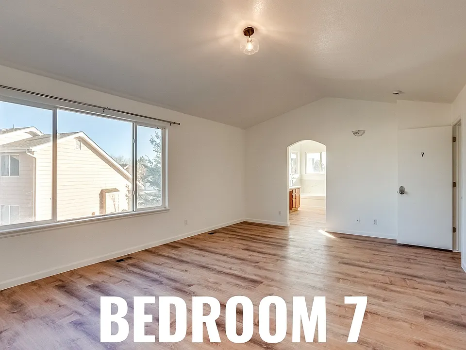 4763 E 131st Pl #7
