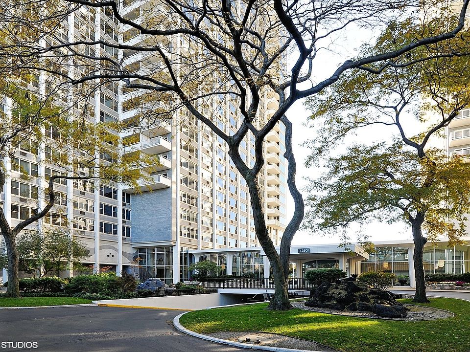 1st image of 4250 N Marine Dr APT 1711