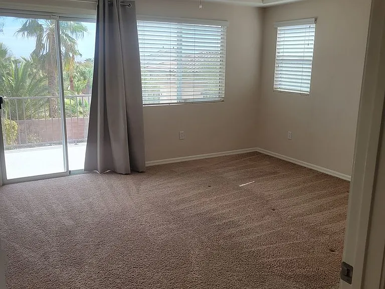 11424 Valentino Ln — Photo 20