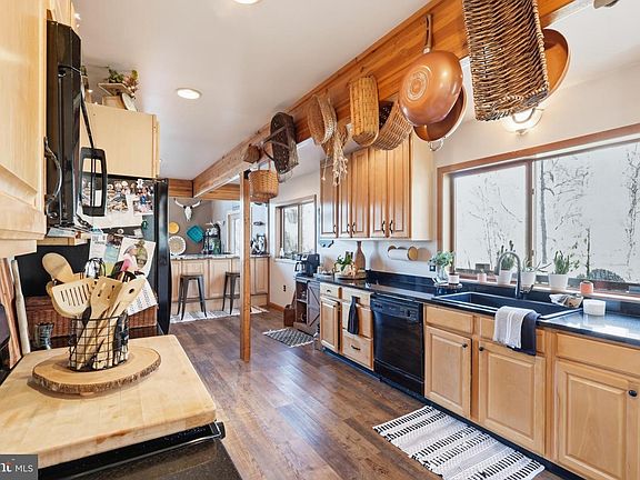 5th image of 8939 Hawbottom Rd