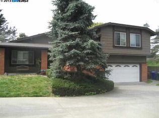 3450 Ridgewood Way, Richmond, CA 94806