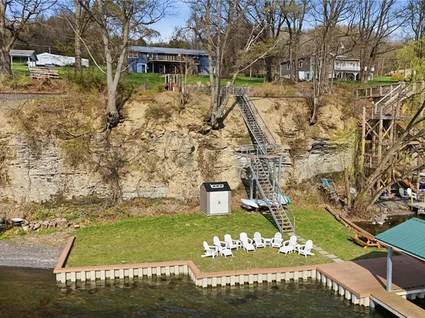 701 Lansing Station Rd, Lansing, NY 14882