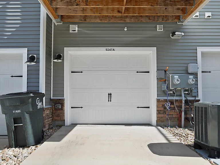 9247 Magellan Pkwy #A — Photo 20