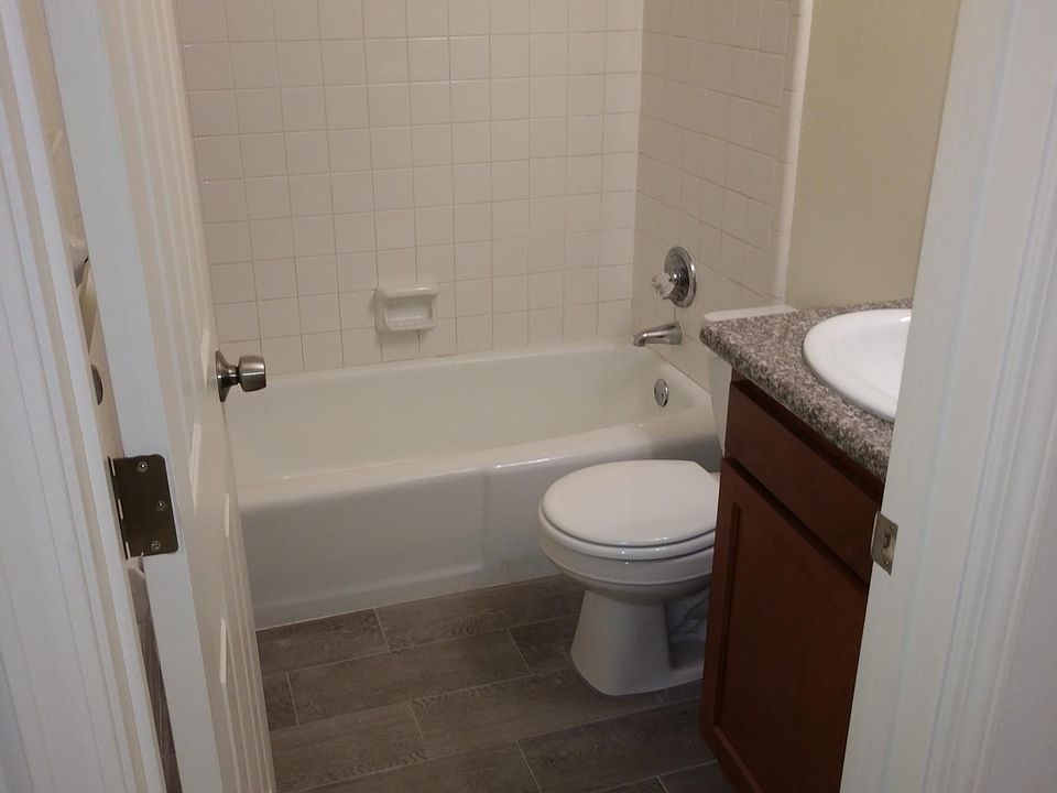 1st image of 2210 Richland Ave