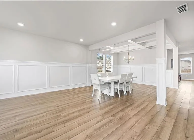 854 Orwell Dr — Photo 5