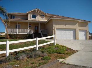 13996 Harvey Ln, Riverside, CA 92503