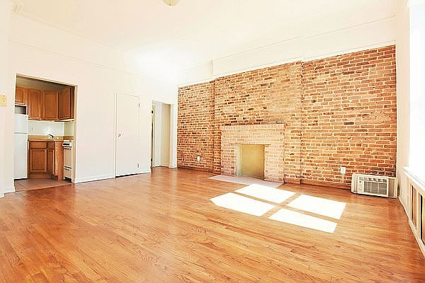 2nd image of 14 W 90th St APT 3B