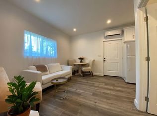 19345 Kittridge St, Reseda, CA 91335
