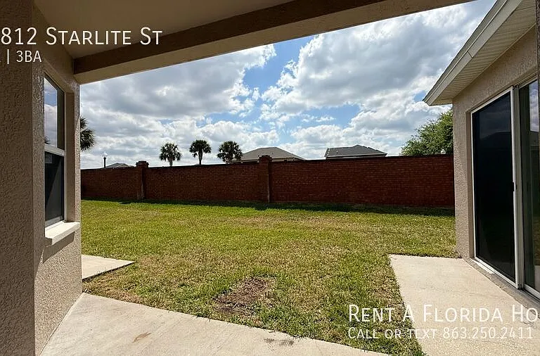 15812 Starlite St — Photo 32